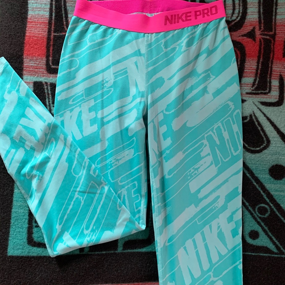 Nike yoga pants
